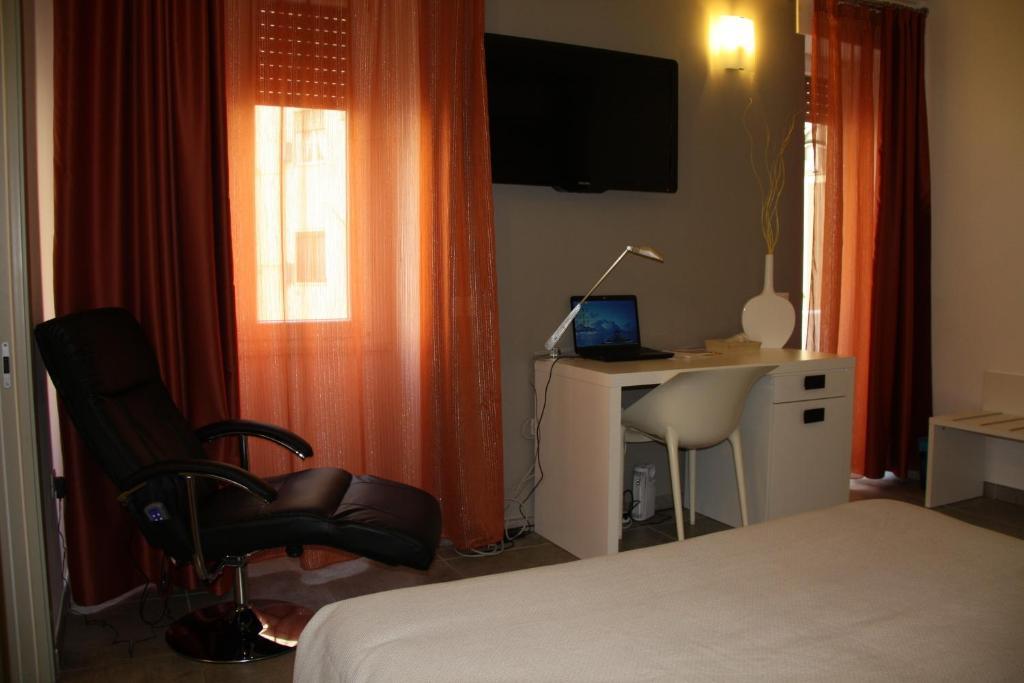 Hotel Bcomfort Cagliari Zimmer foto